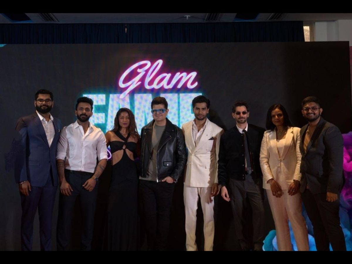 <div>Sunny Leone, Neil Nitin Mukesh & Esha Gupta turn judges for unique mentor-based reality show ‘Glam Fame’</div>