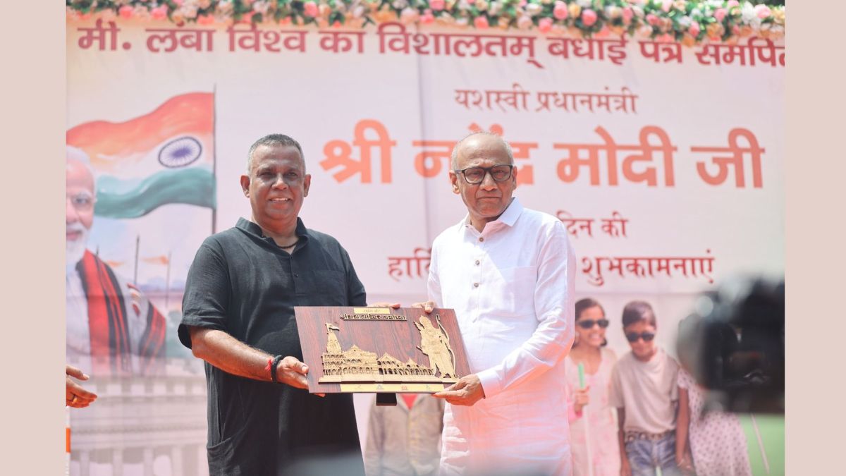 Especially abled children present 1.25 km long congratulatory card on Honorable Prime Minister Narendra Modi’s Birthday