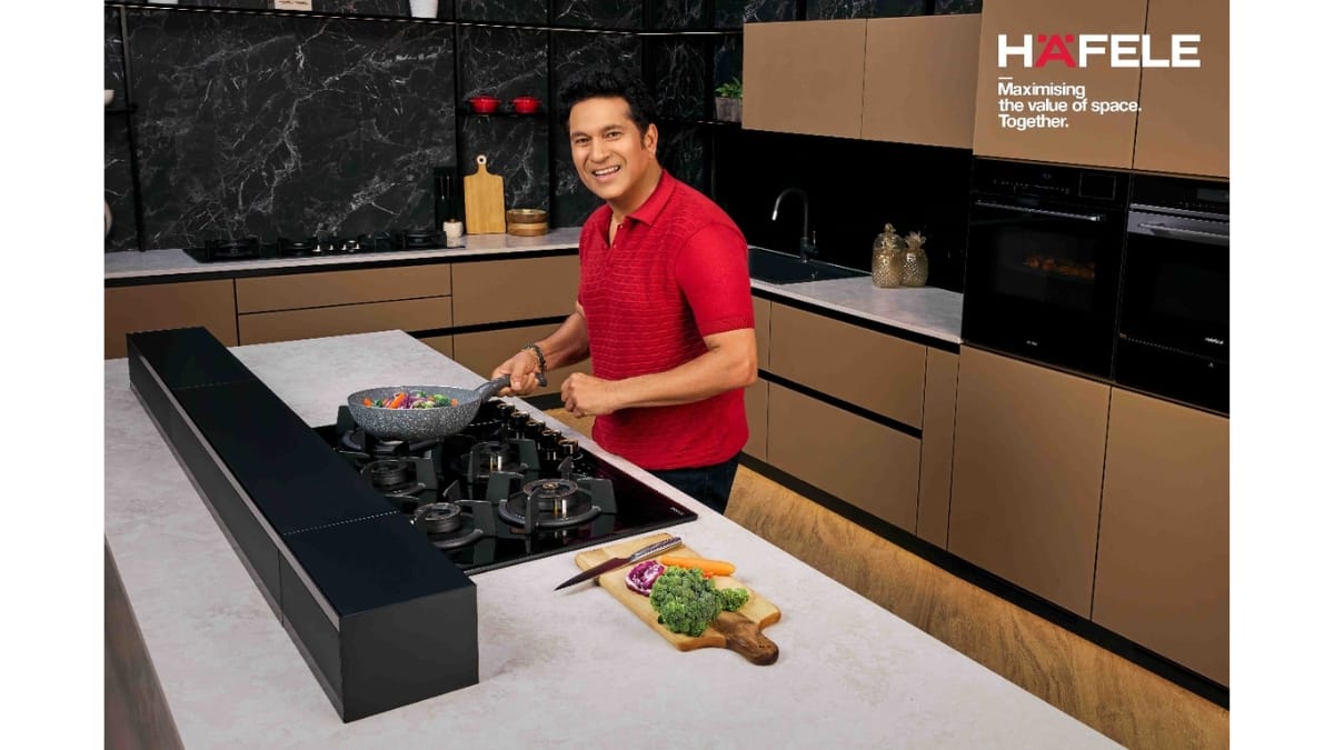 हाफले और सचिन तेंदुलकर की वापसी: महत्वपूर्ण चीज़ों को अधिकतम करने का नया अंदाज़